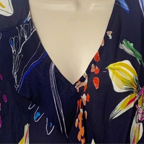 Parker Gardenia Nights Navy Floral silk blend blouse ruffle peplum detailing - Picture 10 of 10